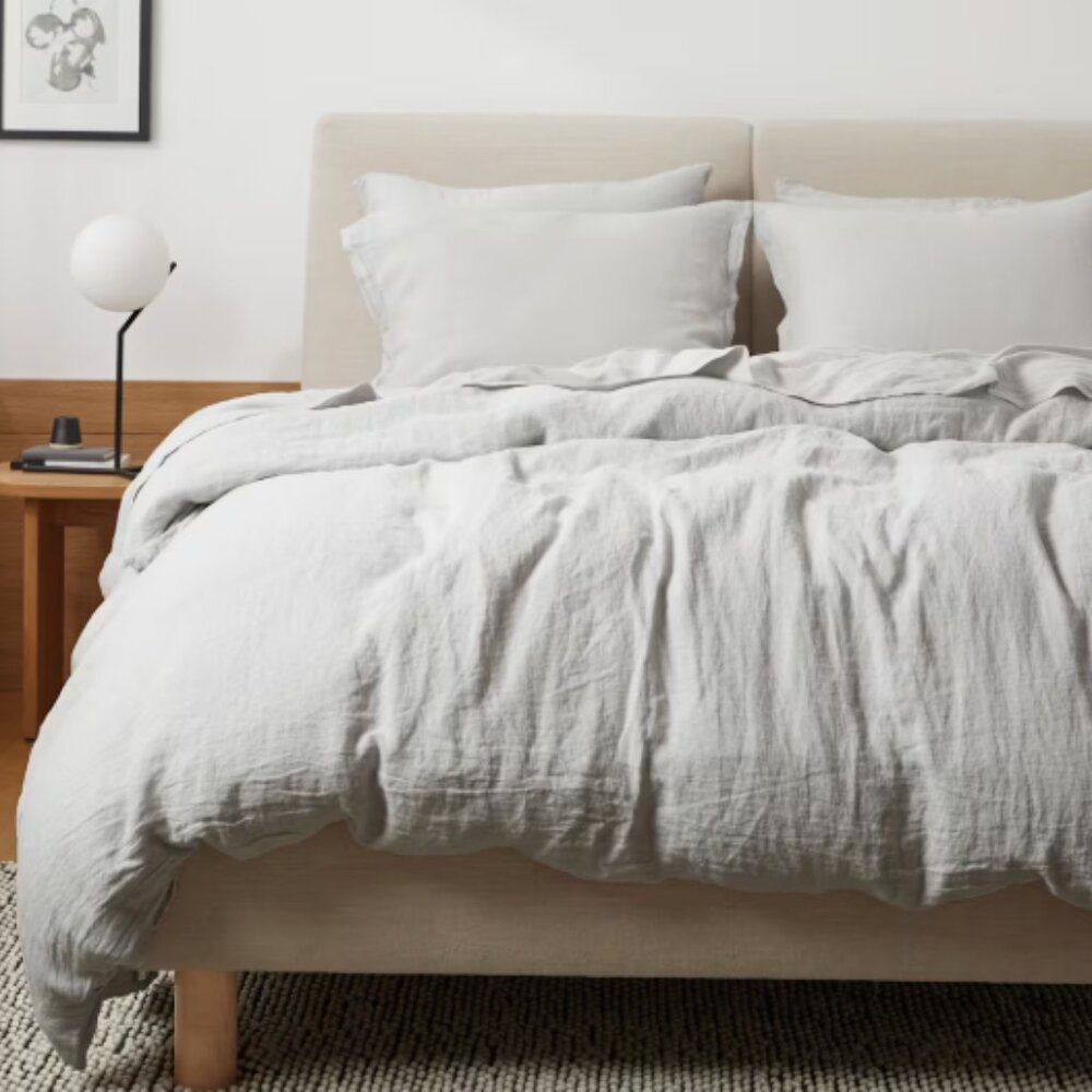Parachute Home Queen Linen Duvet Cover in Fog